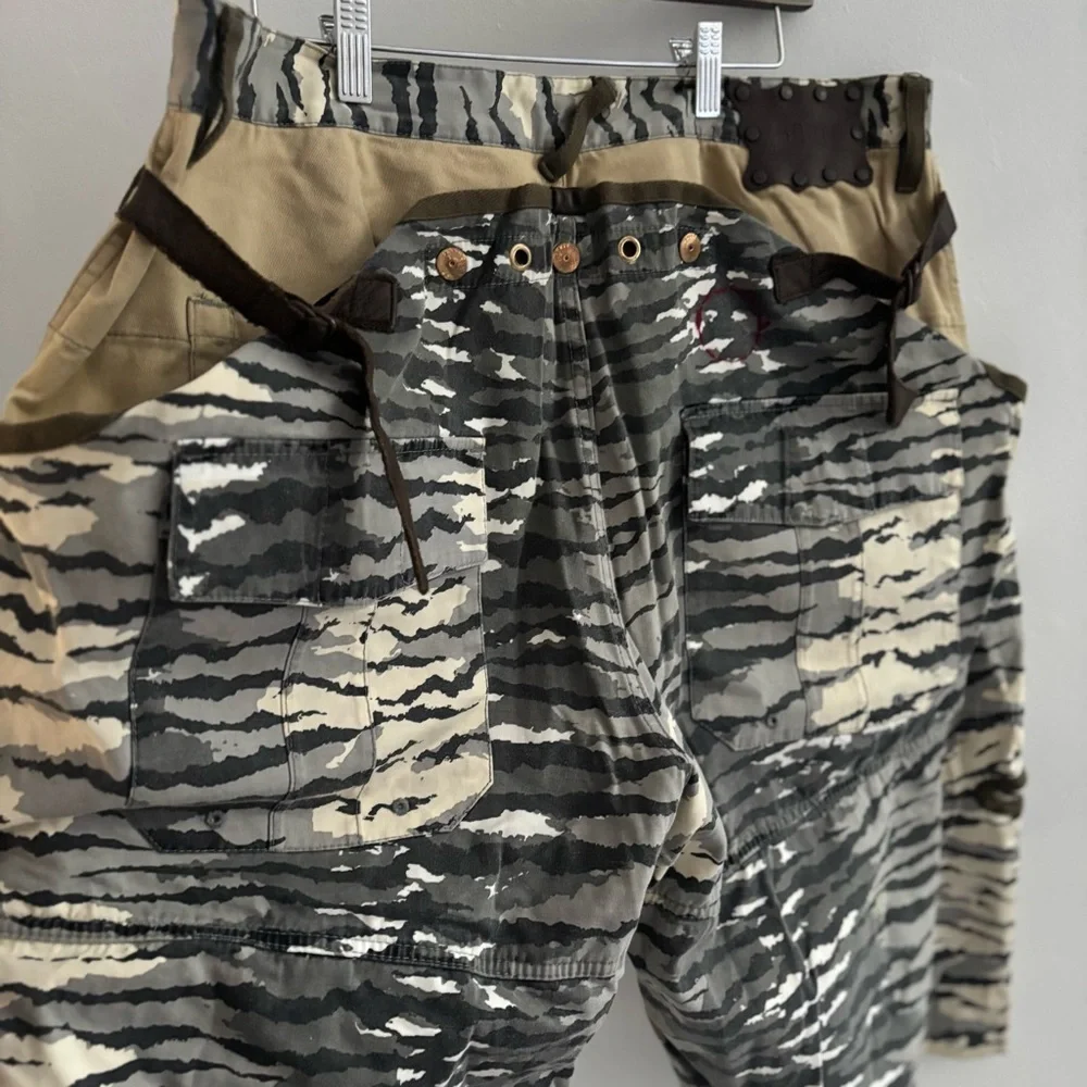 Sabit Men’s Camouflage Cargo Shorts Size 38